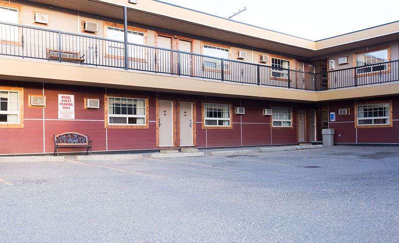 Travelodge By Wyndham Dawson Creek Exterior photo